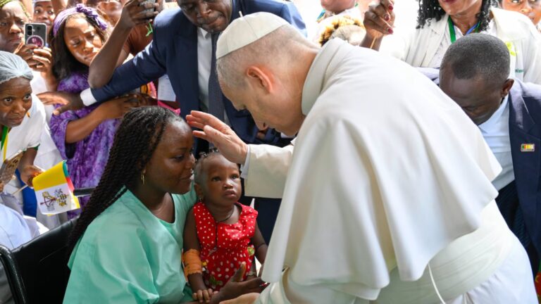 Les dirigeants de l’Église catholique en Afrique réfléchissent à la première année du pape Léon XIV – Catholic World Report
& supplication au petit jour.